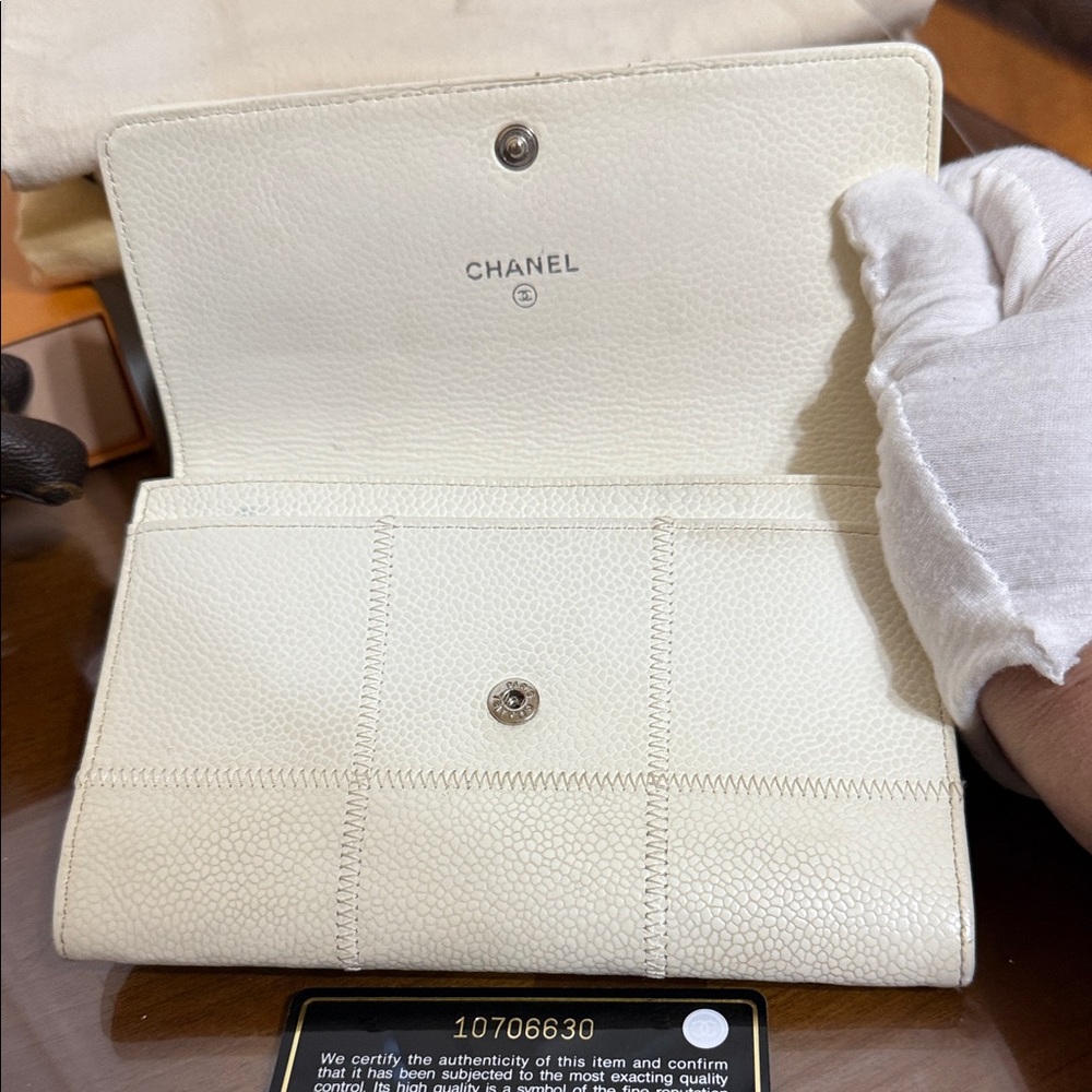 CHANEL Ivory Grained Leather Wild Stitch Wallet - Picture 5 of 13